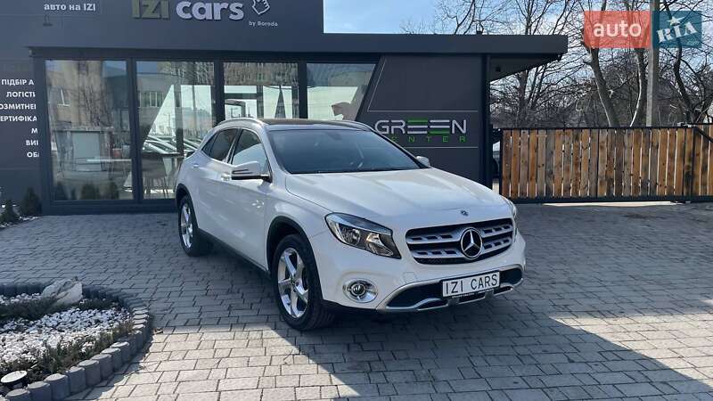 Позашляховик / Кросовер Mercedes-Benz GLA-Class 2017 в 