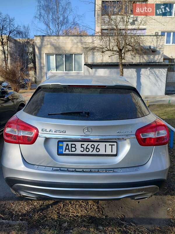 Внедорожник / Кроссовер Mercedes-Benz GLA-Class 2014 в Виннице фото 3 Внедорожник / Кроссовер Mercedes-Benz GLA-Class 2014 в Виннице