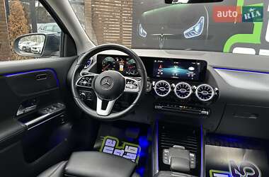 Внедорожник / Кроссовер Mercedes-Benz GLA-Class 2020 в 