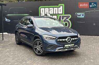 Внедорожник / Кроссовер Mercedes-Benz GLA-Class 2020 в 