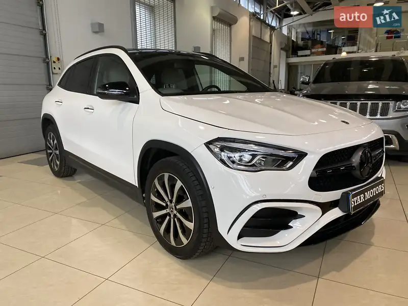 Внедорожник / Кроссовер Mercedes-Benz GLA-Class 2022 в 