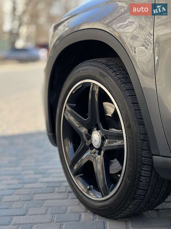 Внедорожник / Кроссовер Mercedes-Benz GLA-Class 2016 в Днепре