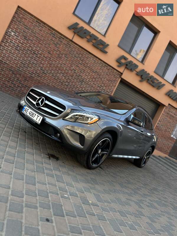 Внедорожник / Кроссовер Mercedes-Benz GLA-Class 2016 в Днепре