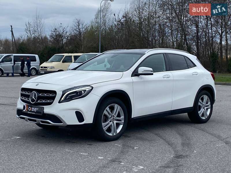 Внедорожник / Кроссовер Mercedes-Benz GLA-Class 2019 в Львове
