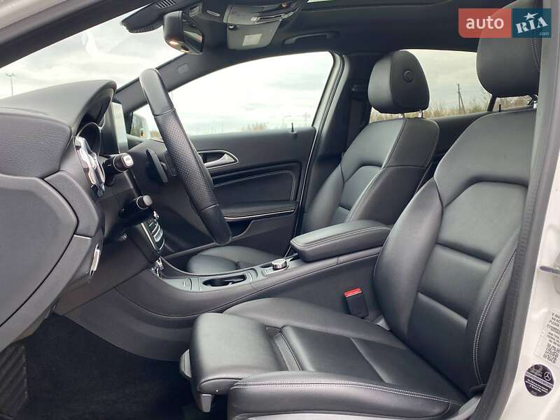 Внедорожник / Кроссовер Mercedes-Benz GLA-Class 2019 в Львове
