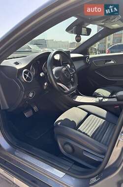 Внедорожник / Кроссовер Mercedes-Benz GLA-Class 2015 в 
