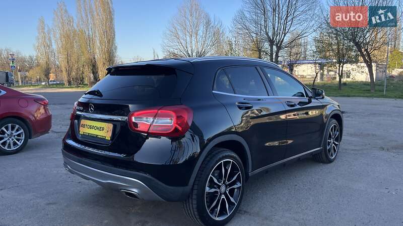Внедорожник / Кроссовер Mercedes-Benz GLA-Class 2016 в Николаеве