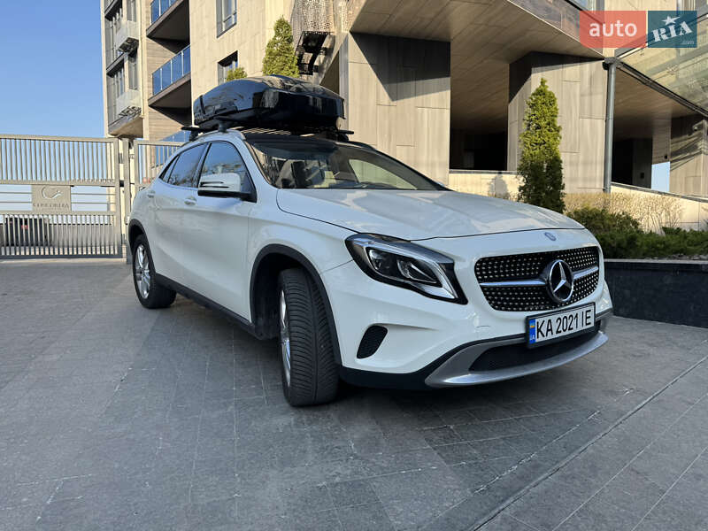Внедорожник / Кроссовер Mercedes-Benz GLA-Class 2016 в Ирпене