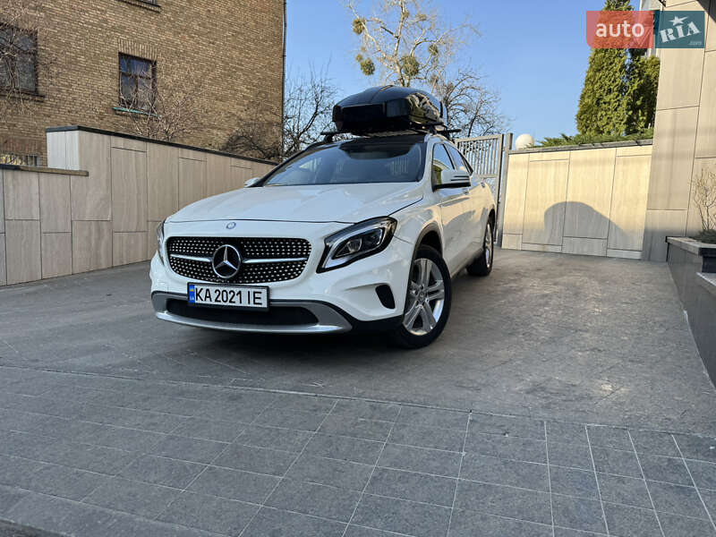 Внедорожник / Кроссовер Mercedes-Benz GLA-Class 2016 в Ирпене