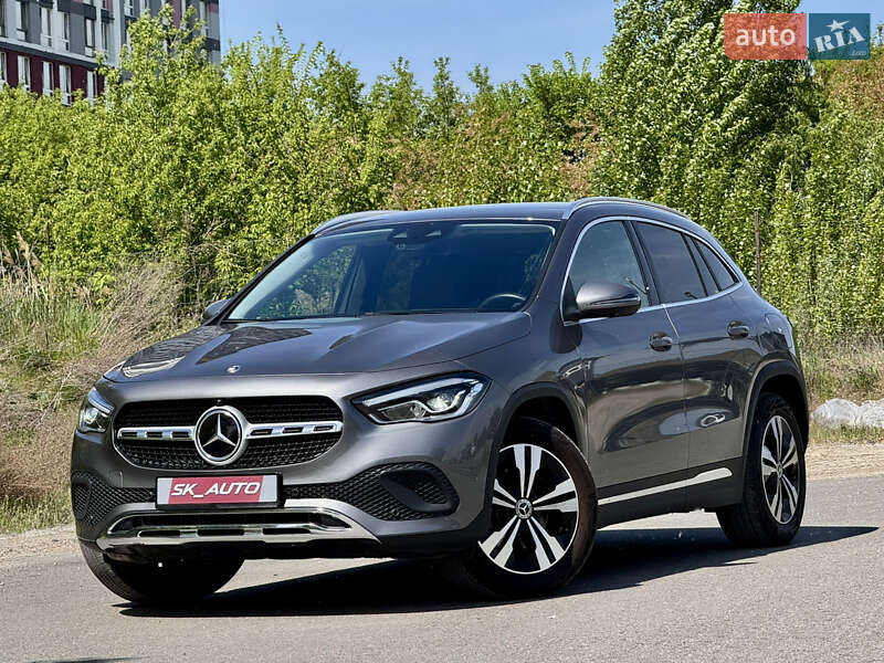 Позашляховик / Кросовер Mercedes-Benz GLA-Class 2021 в Києві