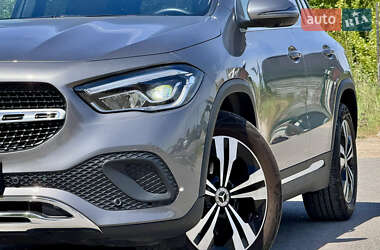 Внедорожник / Кроссовер Mercedes-Benz GLA-Class 2021 в 