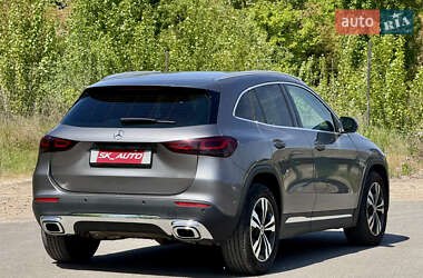 Внедорожник / Кроссовер Mercedes-Benz GLA-Class 2021 в 