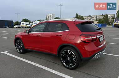 Внедорожник / Кроссовер Mercedes-Benz GLA-Class 2019 в 