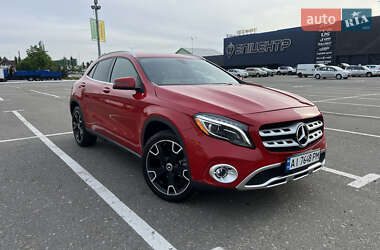 Внедорожник / Кроссовер Mercedes-Benz GLA-Class 2019 в 