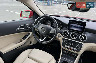 Внедорожник / Кроссовер Mercedes-Benz GLA-Class 2019 в 
