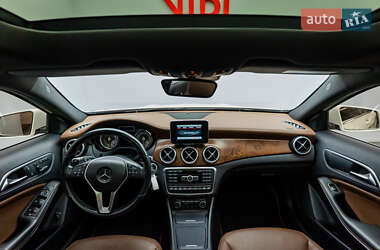 Внедорожник / Кроссовер Mercedes-Benz GLA-Class 2014 в 