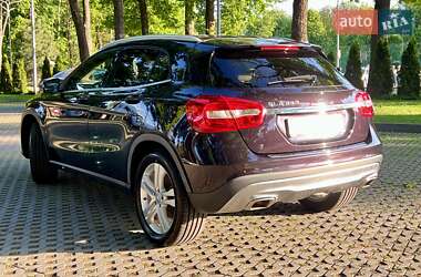 Внедорожник / Кроссовер Mercedes-Benz GLA-Class 2015 в 