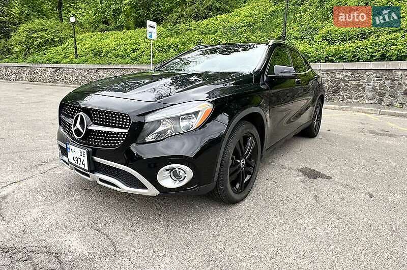 Mercedes-Benz GLA-Class 2018