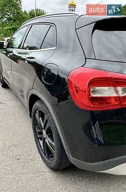 Внедорожник / Кроссовер Mercedes-Benz GLA-Class 2018 в 