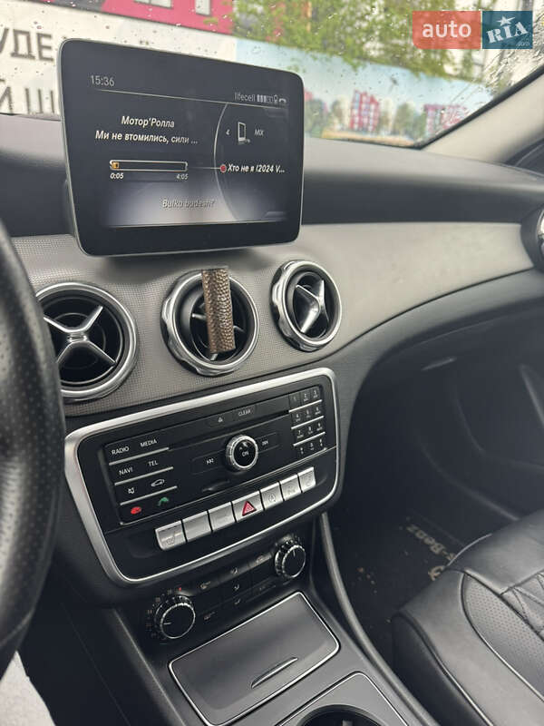 Внедорожник / Кроссовер Mercedes-Benz GLA-Class 2018 в Киеве