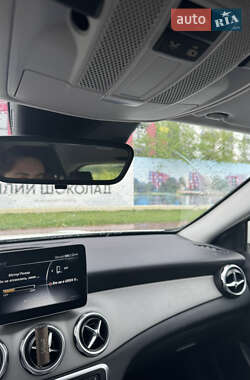 Внедорожник / Кроссовер Mercedes-Benz GLA-Class 2018 в 