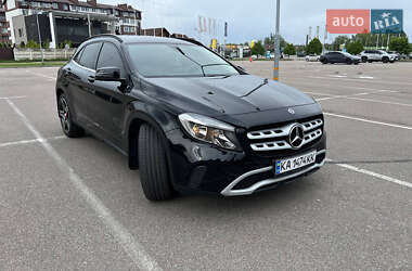 Внедорожник / Кроссовер Mercedes-Benz GLA-Class 2017 в 