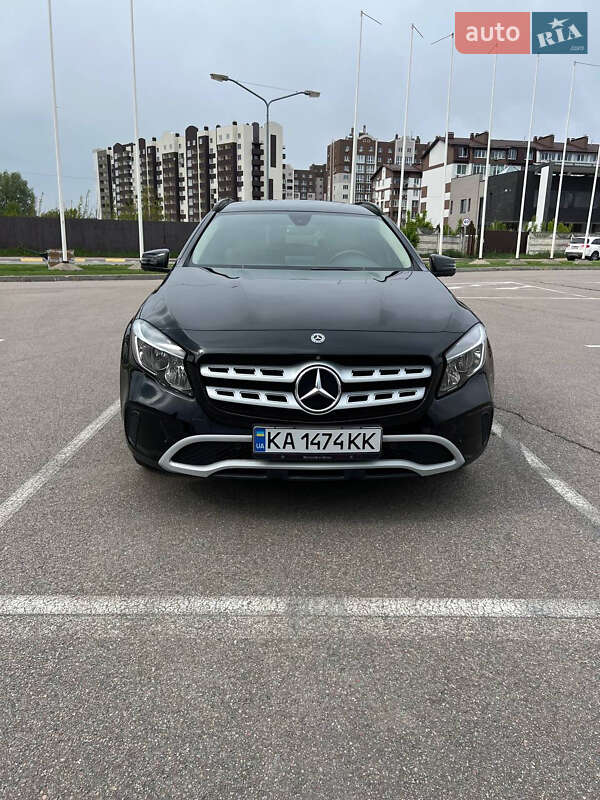 Внедорожник / Кроссовер Mercedes-Benz GLA-Class 2017 в Киеве фото 10 Внедорожник / Кроссовер Mercedes-Benz GLA-Class 2017 в Киеве