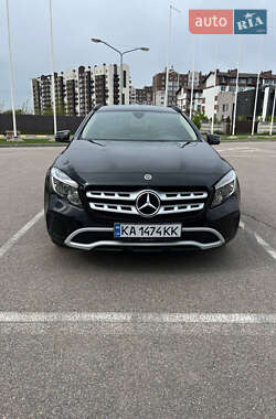 Внедорожник / Кроссовер Mercedes-Benz GLA-Class 2017 в 