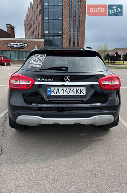 Внедорожник / Кроссовер Mercedes-Benz GLA-Class 2017 в 