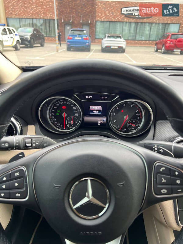 Внедорожник / Кроссовер Mercedes-Benz GLA-Class 2017 в Киеве фото 31 Внедорожник / Кроссовер Mercedes-Benz GLA-Class 2017 в Киеве