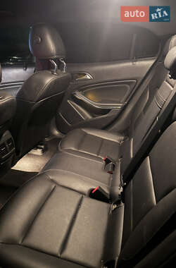 Внедорожник / Кроссовер Mercedes-Benz GLA-Class 2020 в 