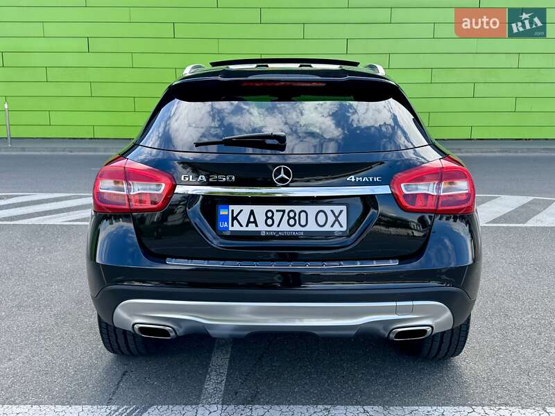 Позашляховик / Кросовер Mercedes-Benz GLA-Class 2016 в Києві