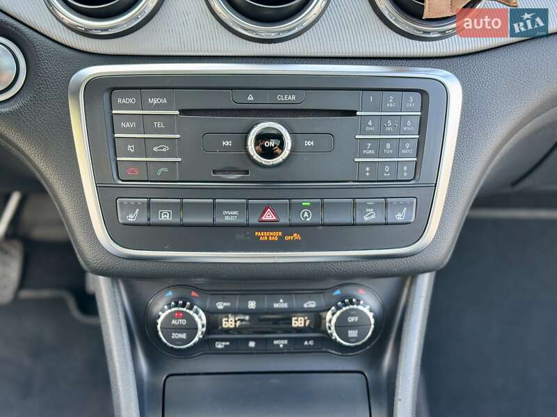 Позашляховик / Кросовер Mercedes-Benz GLA-Class 2016 в Києві