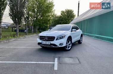 Позашляховик / Кросовер Mercedes-Benz GLA-Class 2019 в Києві
