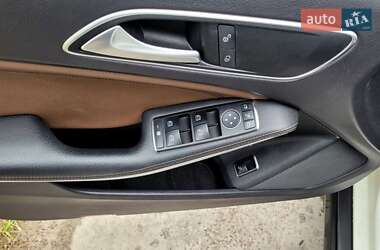 Внедорожник / Кроссовер Mercedes-Benz GLA-Class 2014 в 