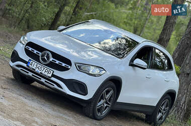 Внедорожник / Кроссовер Mercedes-Benz GLA-Class 2020 в 