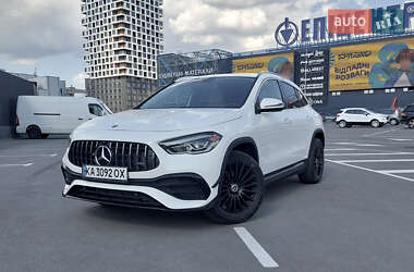 Внедорожник / Кроссовер Mercedes-Benz GLA-Class 2020 в 