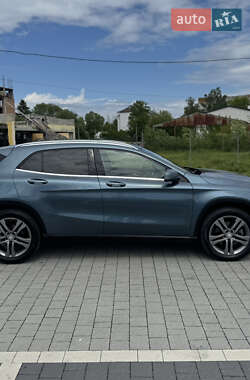 Позашляховик / Кросовер Mercedes-Benz GLA-Class 2015 в 