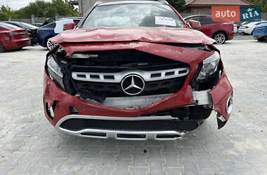 Внедорожник / Кроссовер Mercedes-Benz GLA-Class 2018 в 