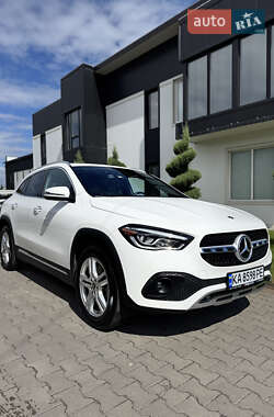 Внедорожник / Кроссовер Mercedes-Benz GLA-Class 2021 в 