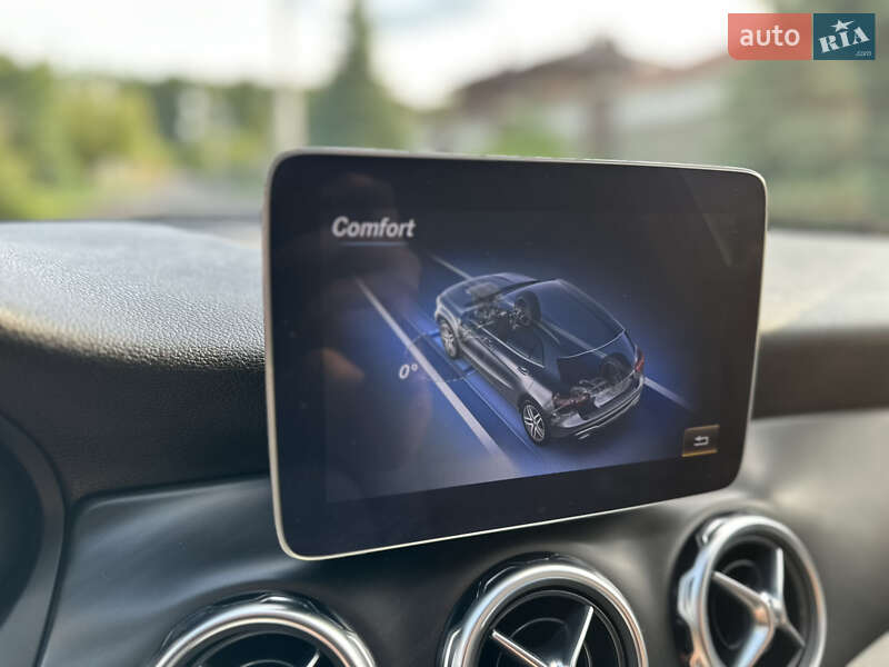 Позашляховик / Кросовер Mercedes-Benz GLA-Class 2019 в Києві