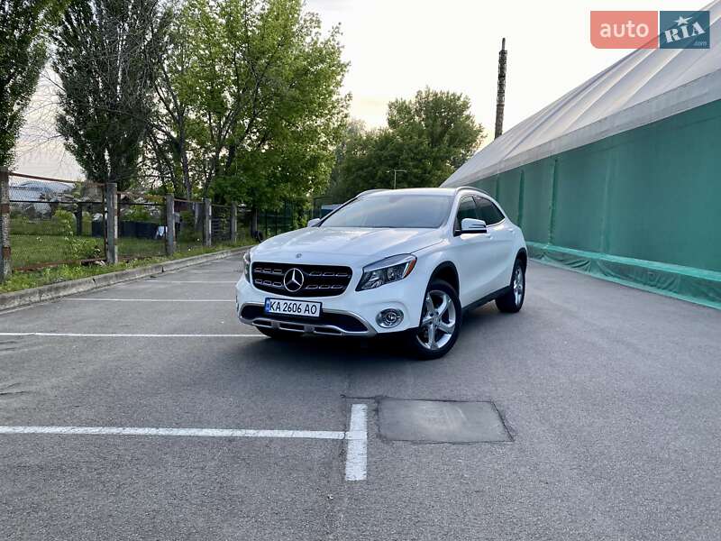 Mercedes-Benz GLA-Class 2018