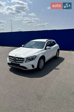 Внедорожник / Кроссовер Mercedes-Benz GLA-Class 2019 в 