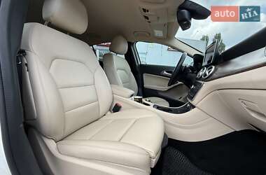 Внедорожник / Кроссовер Mercedes-Benz GLA-Class 2016 в 