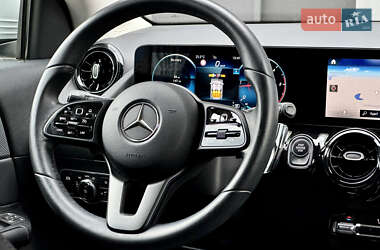 Позашляховик / Кросовер Mercedes-Benz GLA-Class 2020 в 