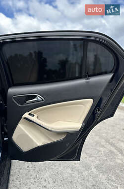 Внедорожник / Кроссовер Mercedes-Benz GLA-Class 2018 в 