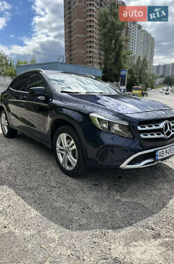 Внедорожник / Кроссовер Mercedes-Benz GLA-Class 2018 в 