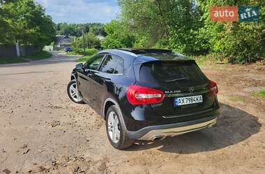 Внедорожник / Кроссовер Mercedes-Benz GLA-Class 2015 в 