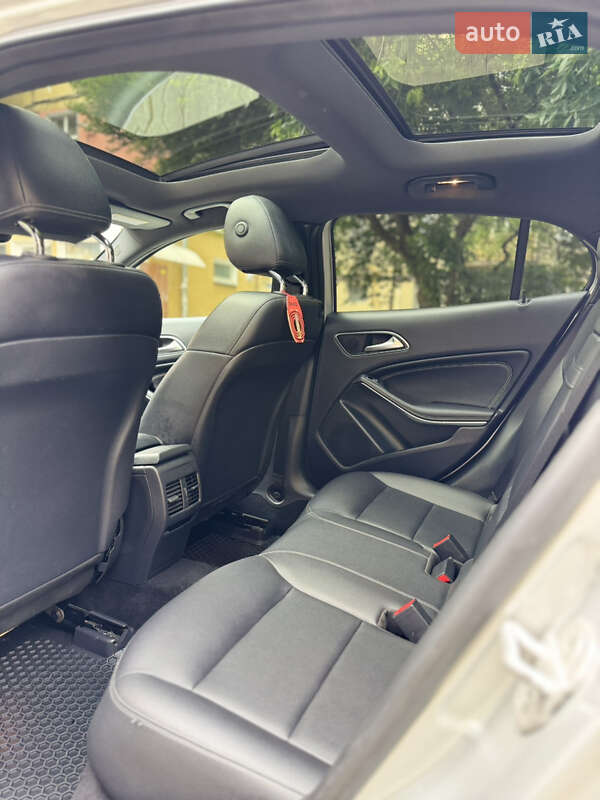 Внедорожник / Кроссовер Mercedes-Benz GLA-Class 2017 в Ивано-Франковске