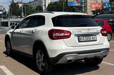 Внедорожник / Кроссовер Mercedes-Benz GLA-Class 2018 в 